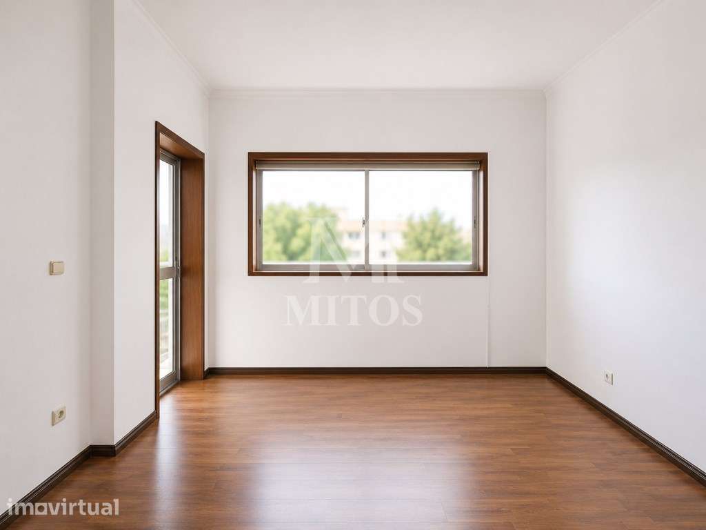 Apartamento T2 com garagem fechada para venda - Grande imagem: 4/11