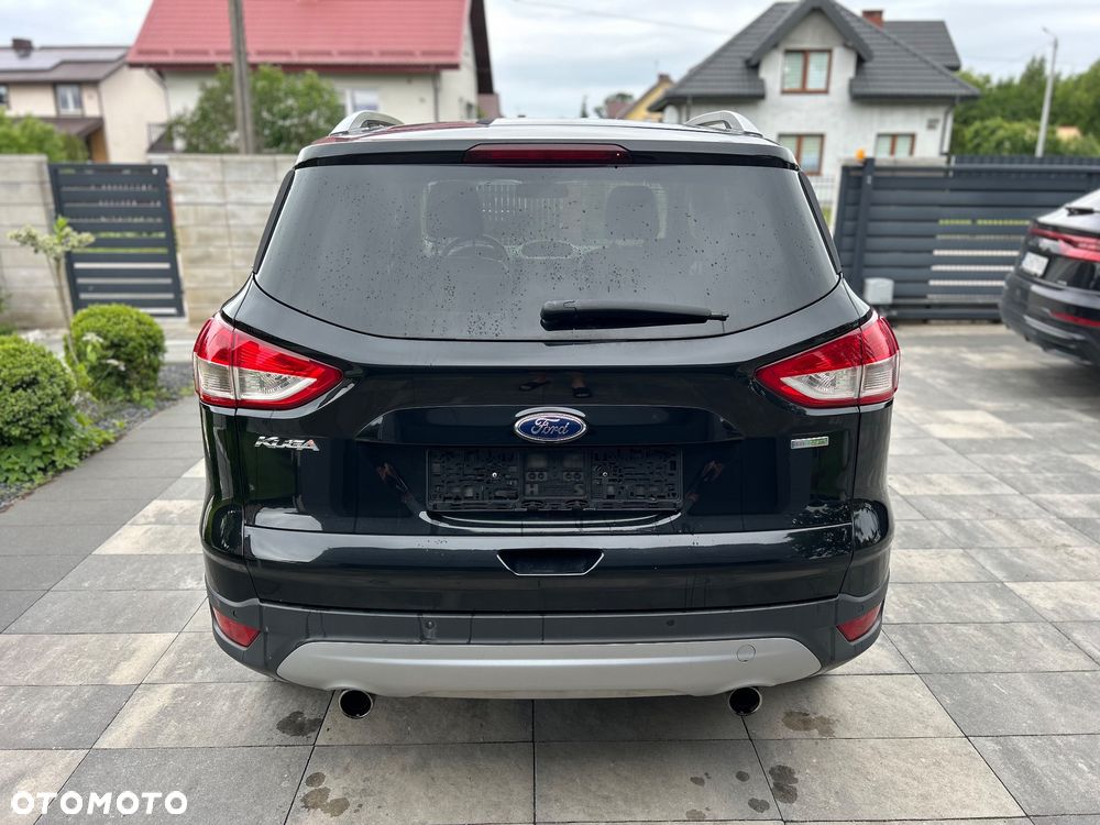 Ford Kuga 1.5 EcoBoost 2x4 Titanium - 10