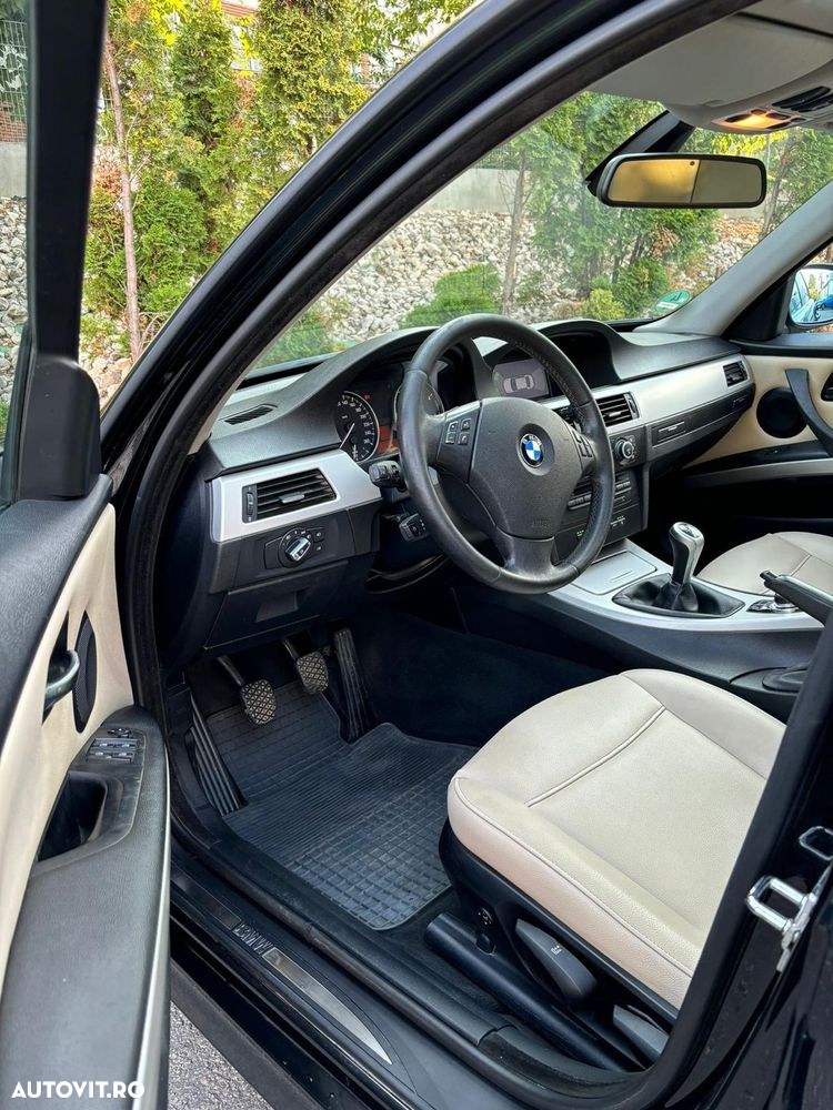 BMW Seria 3 320d - 11