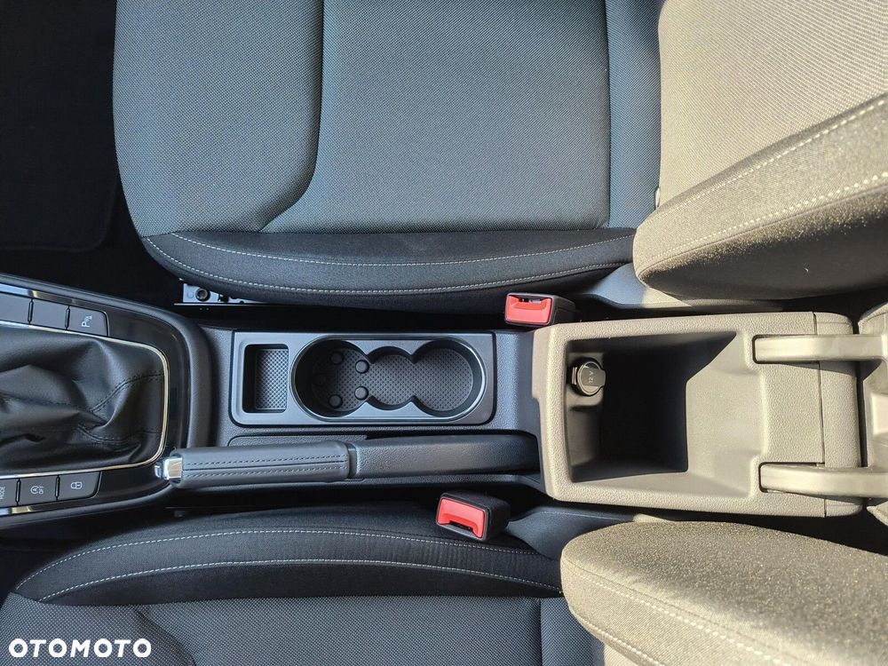 Skoda Fabia 1.0 TSI Drive DSG - 24