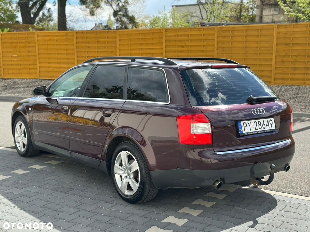 Audi A4 Avant 2.4 - 3