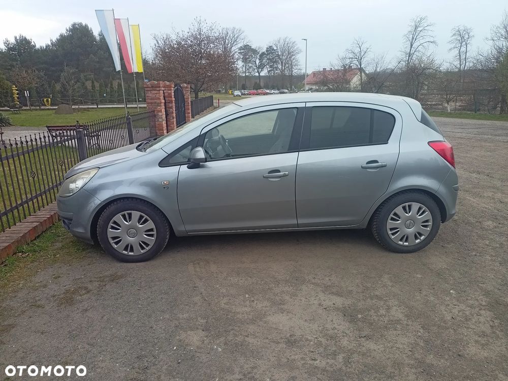 Opel Corsa - 1