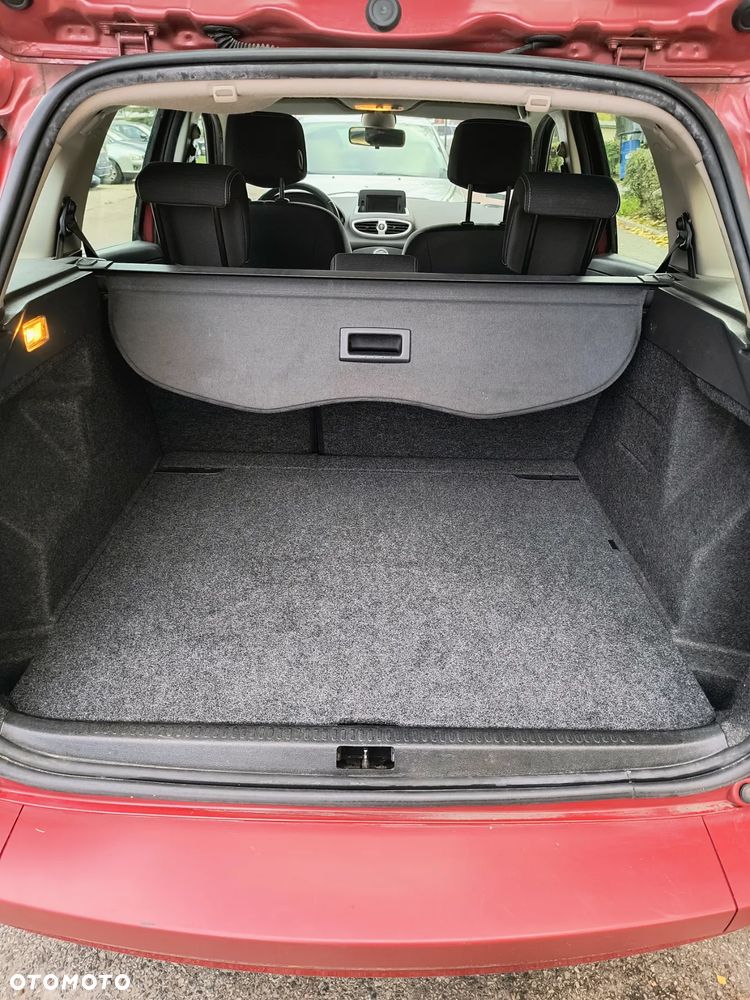 Renault Clio - 9