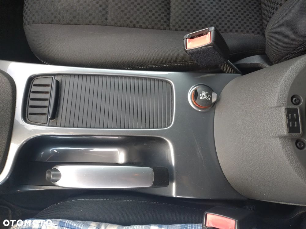 Ford C-MAX 1.8 Titanium - 14