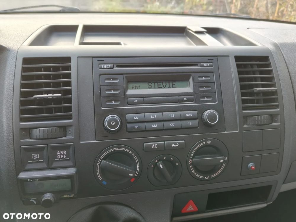 Volkswagen Transporter - 13