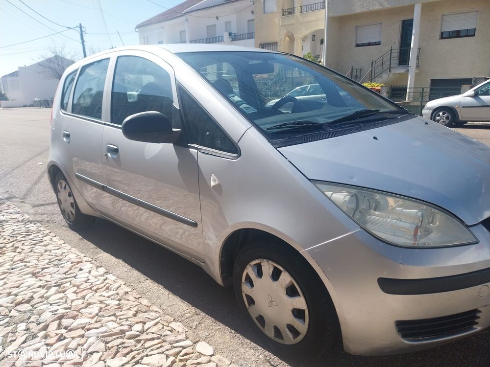 Mitsubishi Colt 1.1 Base - 3
