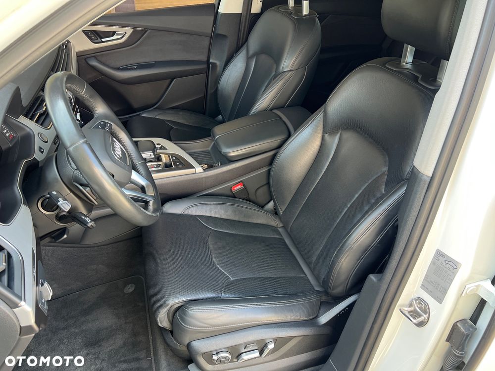 Audi Q7 - 14