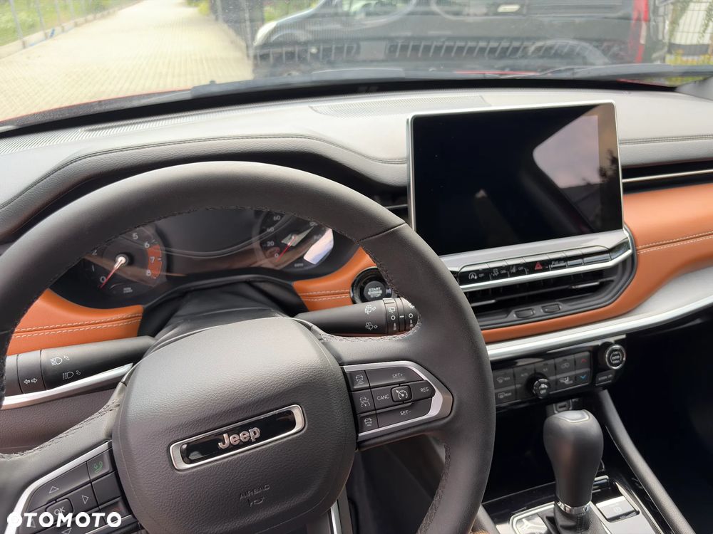 Jeep Compass - 14
