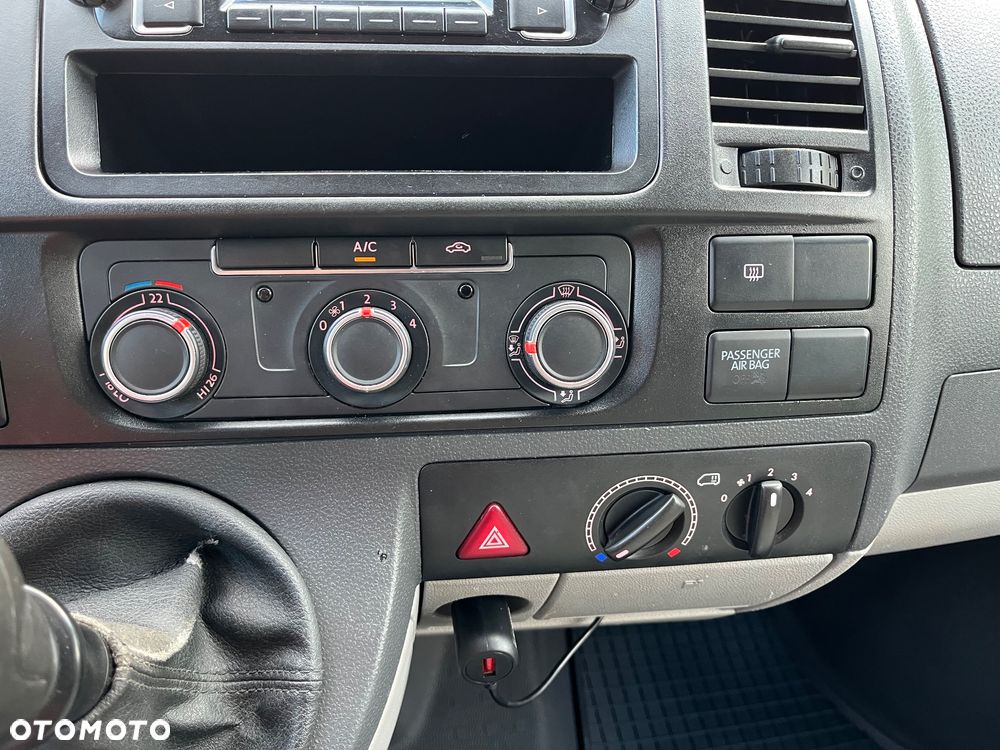 Volkswagen Transporter - 18