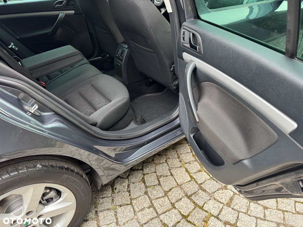 Skoda Octavia 2.0 TDI DPF FAMILY - 23