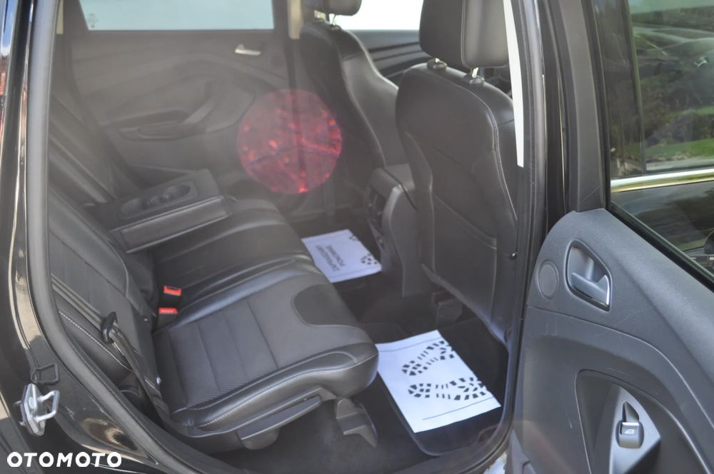 Ford Kuga 2.0 TDCi 4x4 Titanium - 24