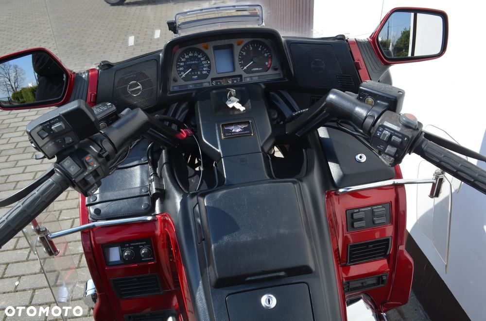 Honda GL - 18