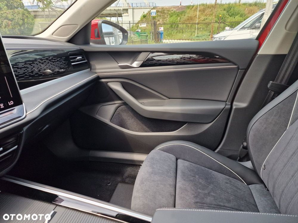 Volkswagen Passat - 18