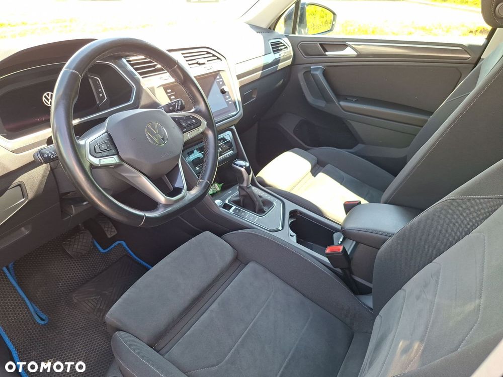 Volkswagen Tiguan - 10