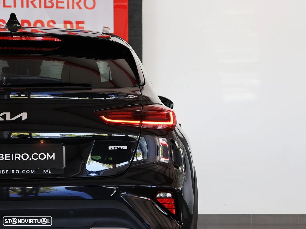 Kia XCeed 1.6 GDi PHEV Drive - 11