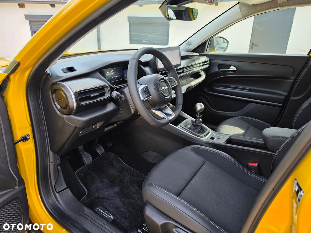 Jeep Avenger - 13