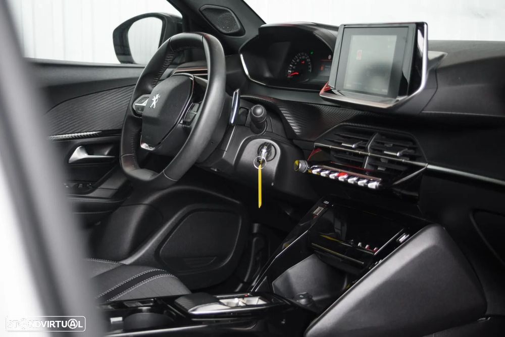 Peugeot 2008 - 51