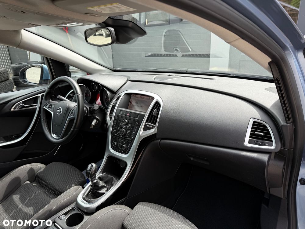 Opel Astra 1.4 Turbo Design Edition - 13