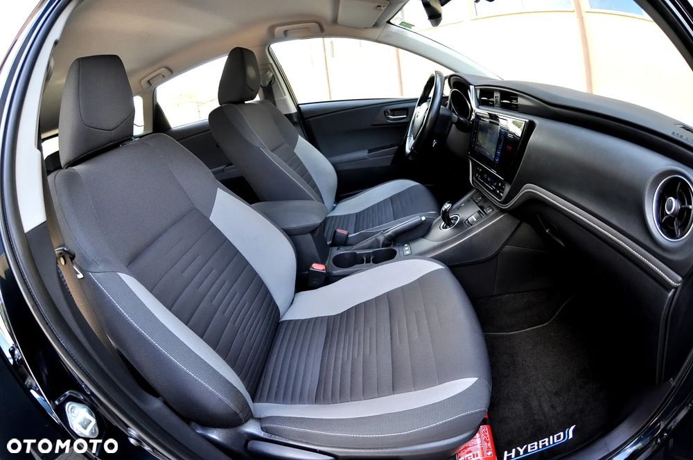 Toyota Auris 1.8 HSD Sol - 24