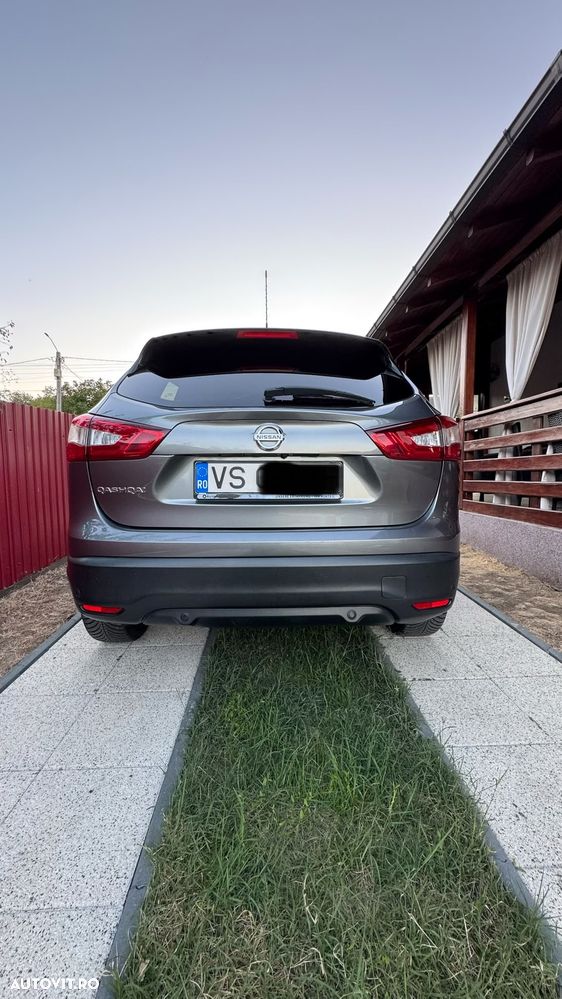 Nissan Qashqai - 2