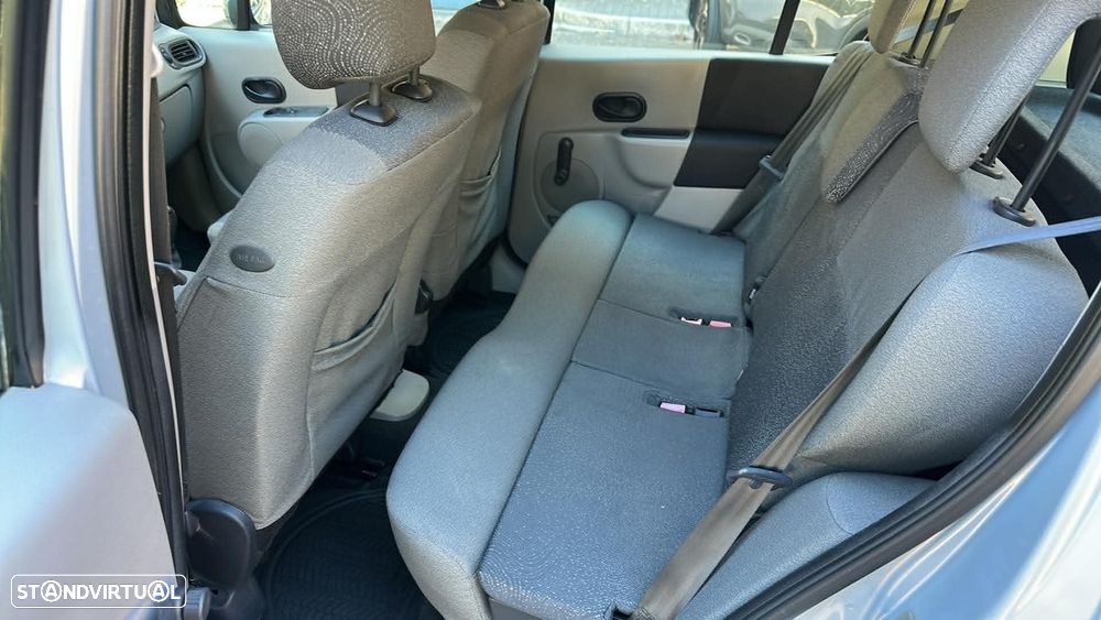 Renault Modus 1.2 Pack - 12
