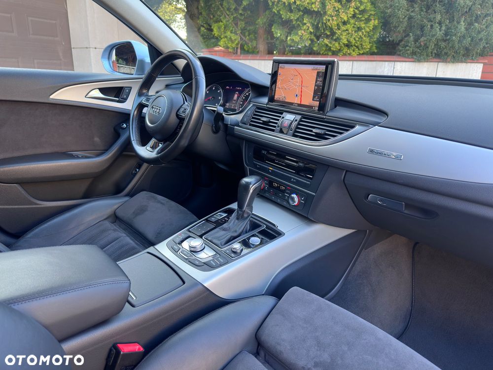 Audi A6 Avant 2.0 TDI quattro S tronic - 14