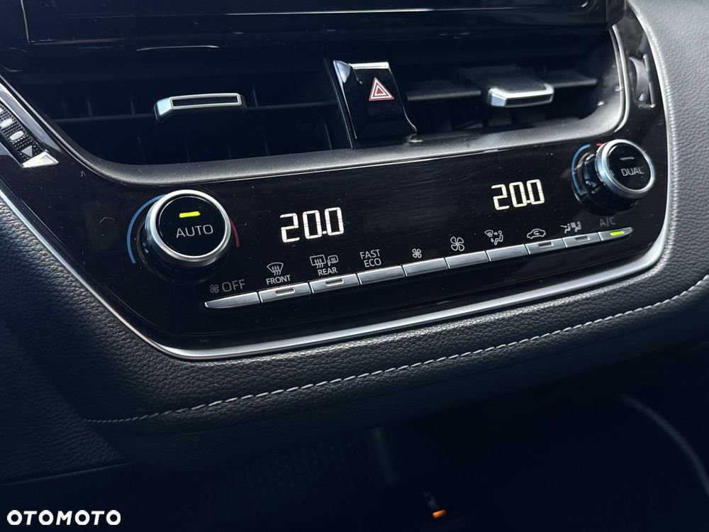 Toyota Corolla 1.8 Hybrid Comfort - 27