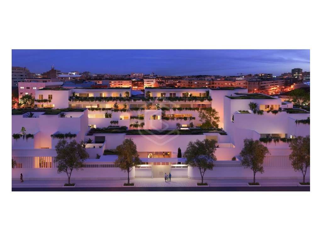 T4 no Coração de Matosinhos com 2 Terraços e 3 Lugares de Garagem - Grande imagem: 3/26