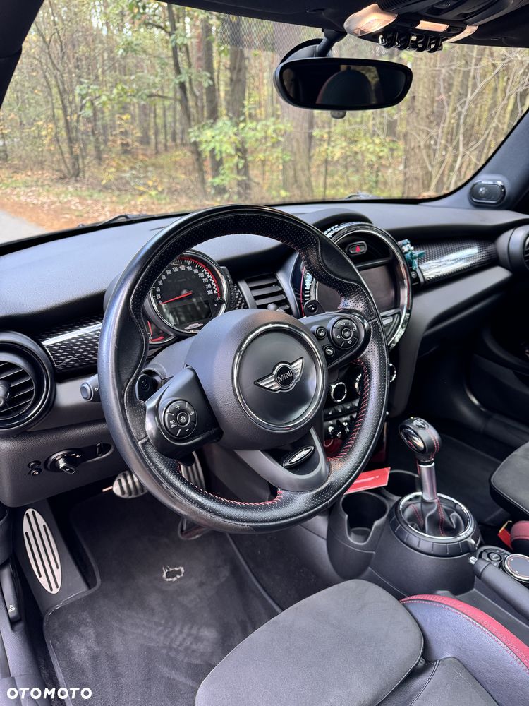 MINI John Cooper Works - 15