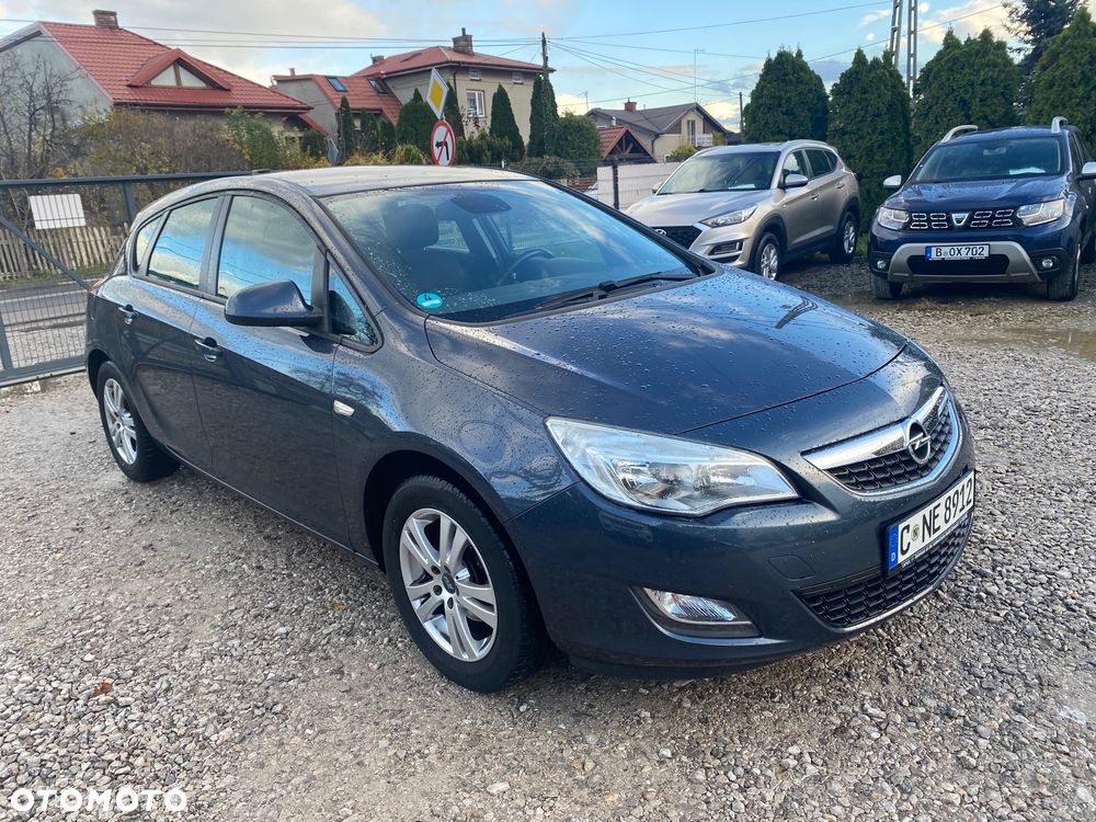 Opel Astra 1.4 Turbo Design Edition - 34