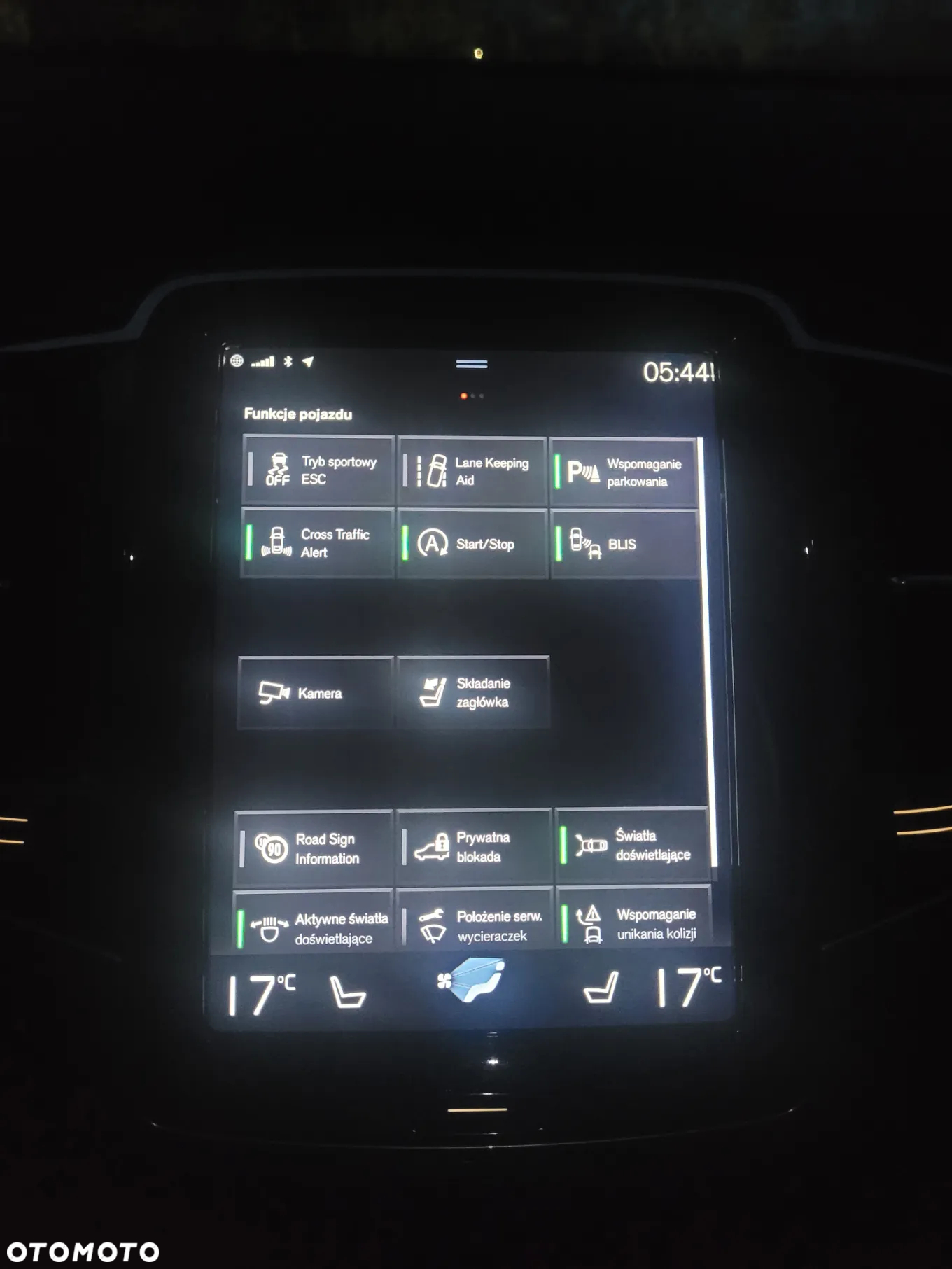 Volvo XC 90 - 18