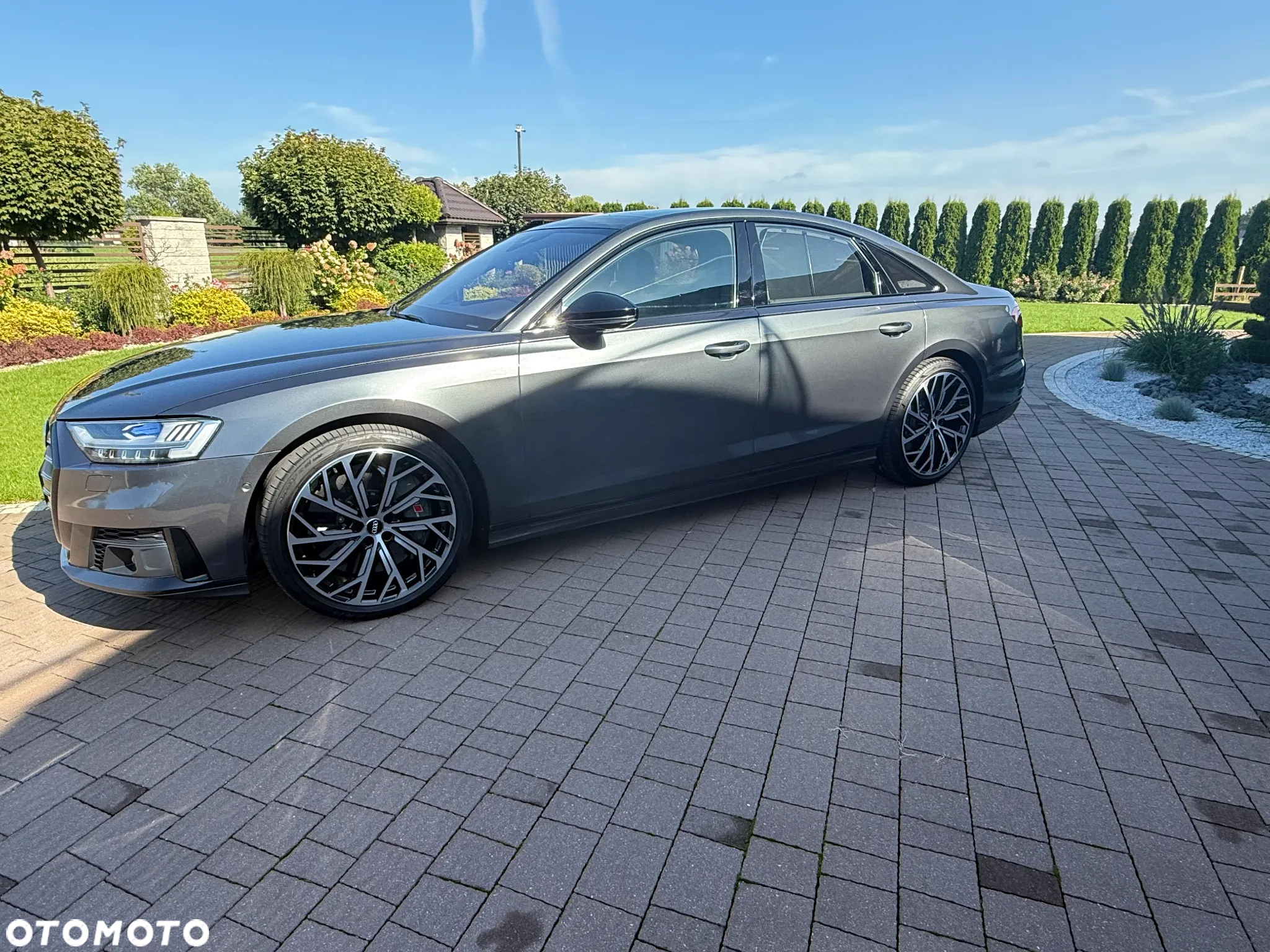 Audi A8 - 9