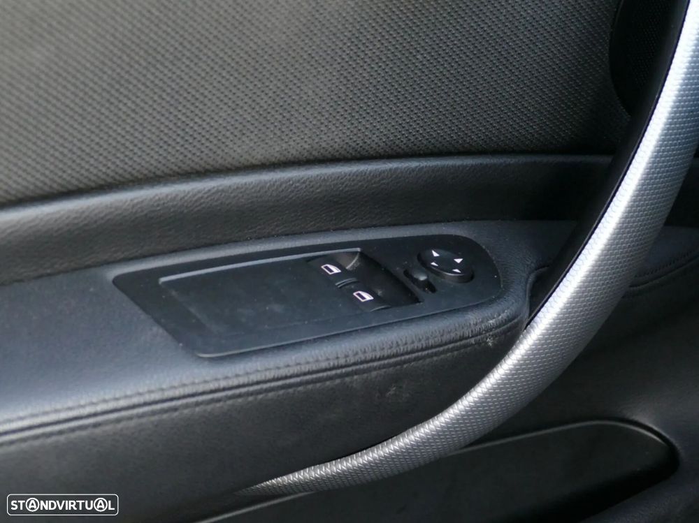 BMW 118 d Coupe - 26