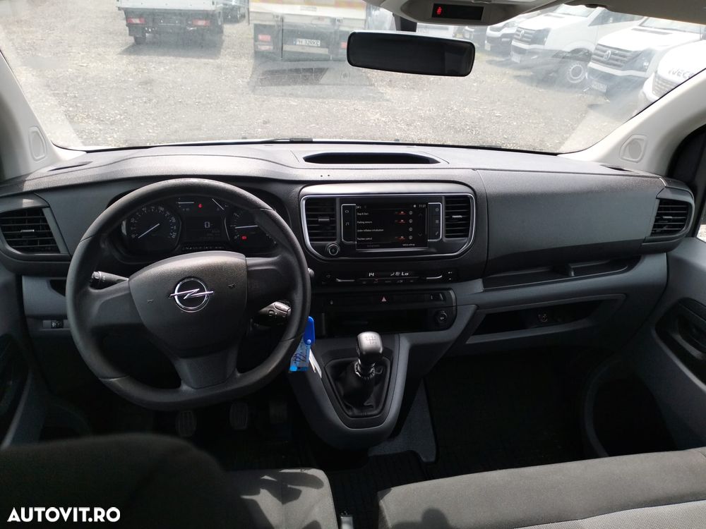 Opel Vivaro - 9