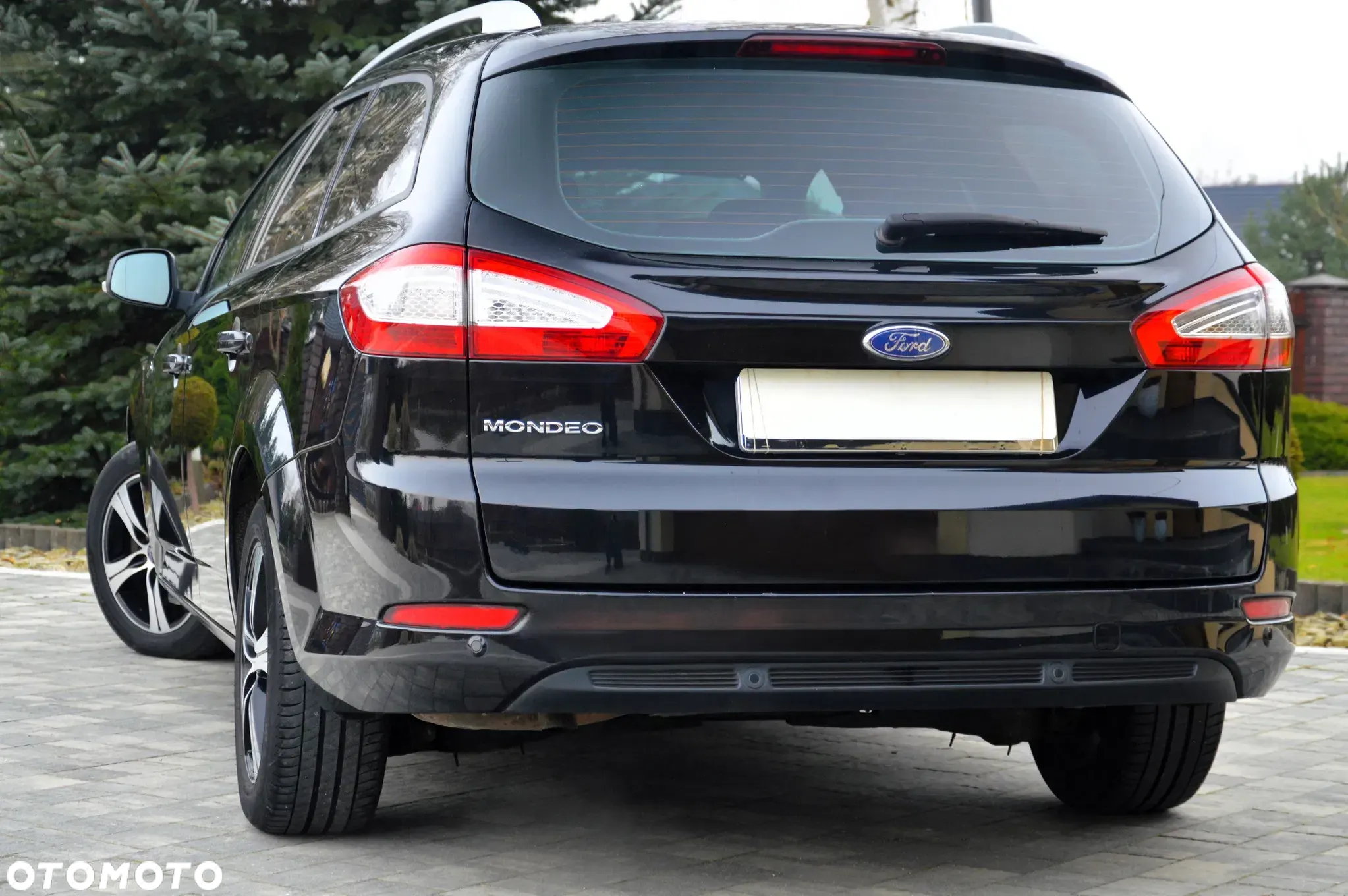 Ford Mondeo - 12