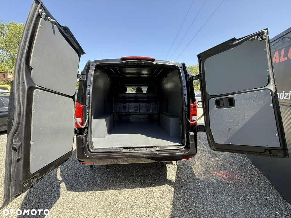 Mercedes-Benz Vito - 11