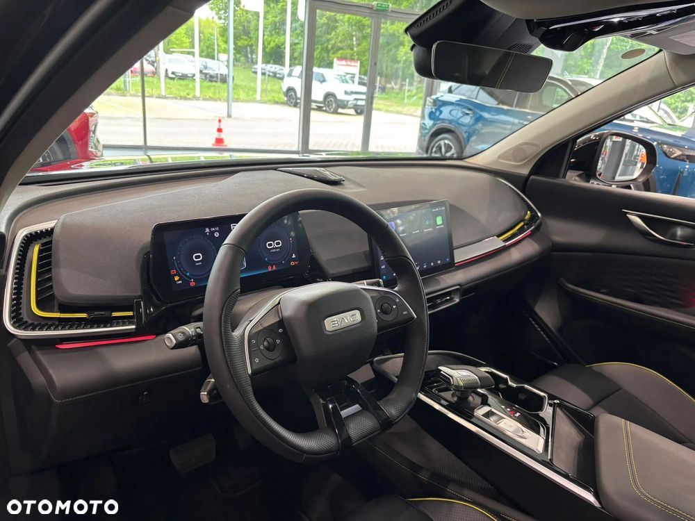 BAIC 5 Beijing 1.5T Comfort DCT - 6
