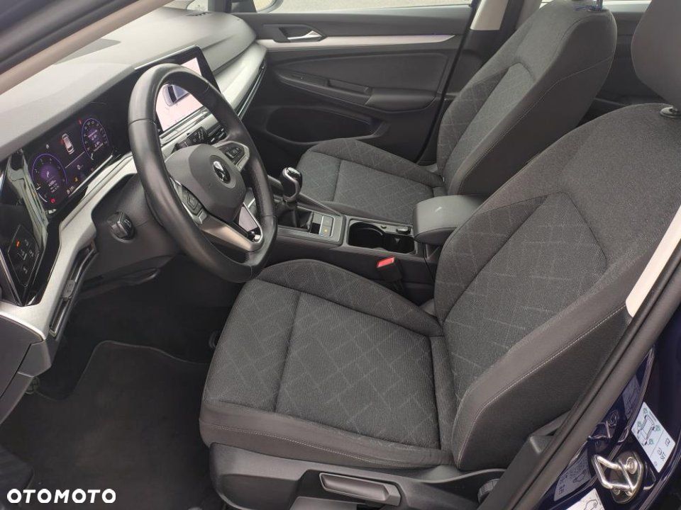 Volkswagen Golf - 16