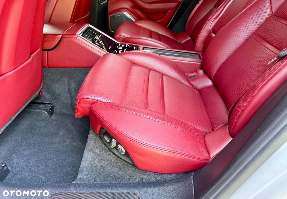 Porsche Panamera Turbo S E-Hybrid Executive - 23