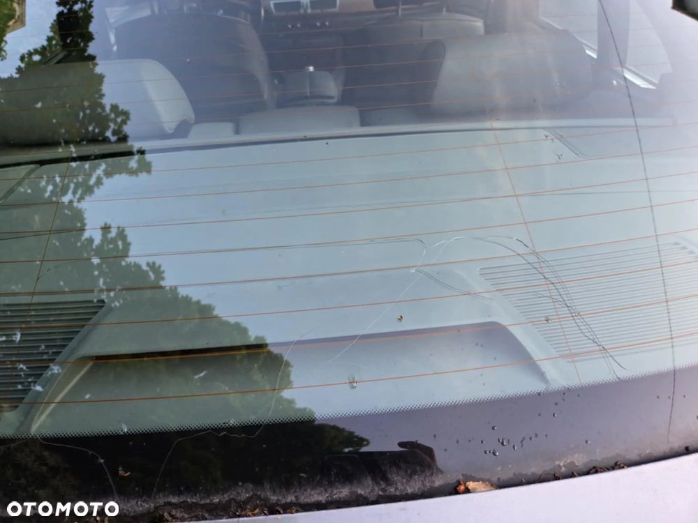 BMW Seria 7 740i - 8