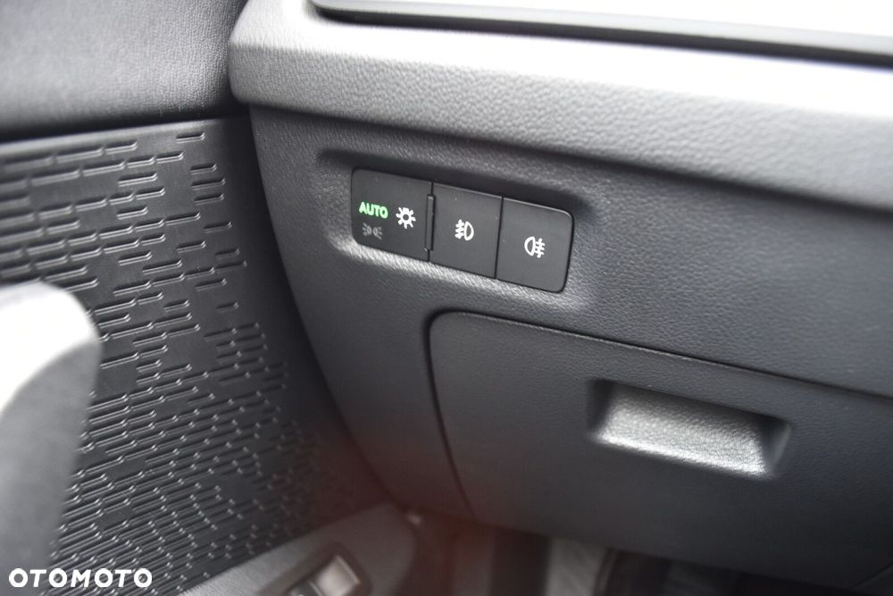 Skoda Octavia 2.0 TDI SCR Style DSG - 25