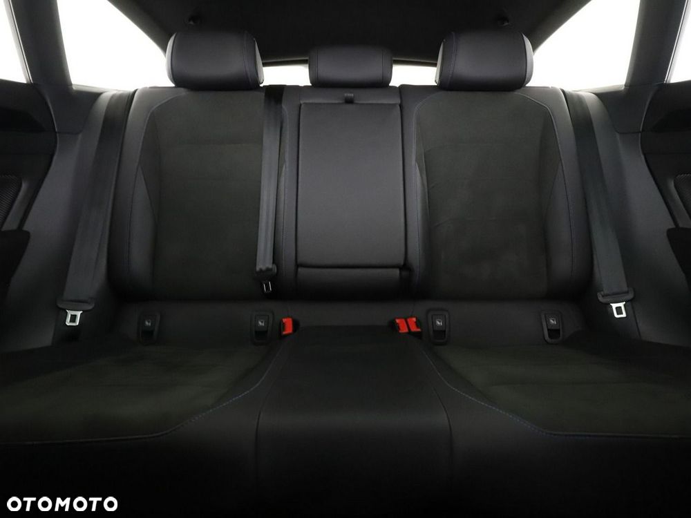 Volkswagen Arteon Shooting Brake 2.0 TSI 4Motion R DSG - 19