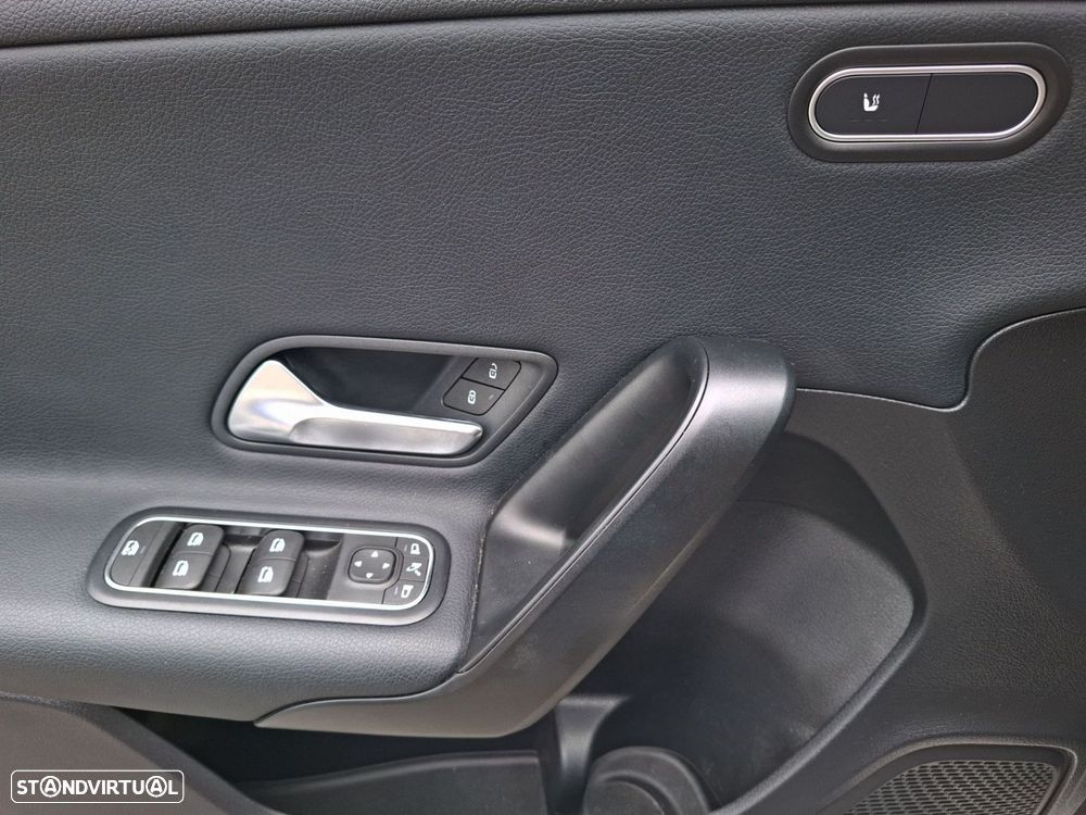 Mercedes-Benz A 200 - 18