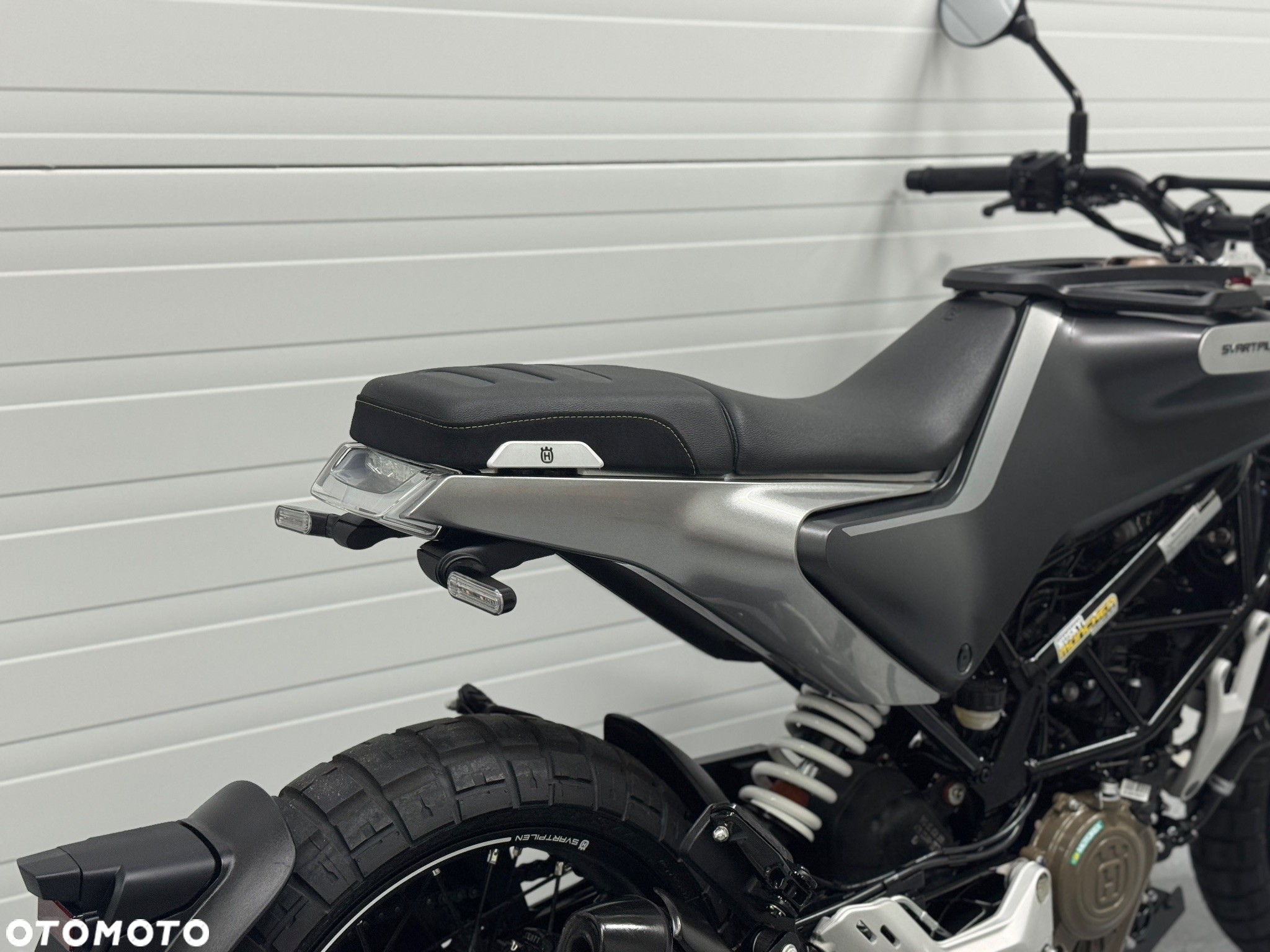 Husqvarna Svartpilen - 4