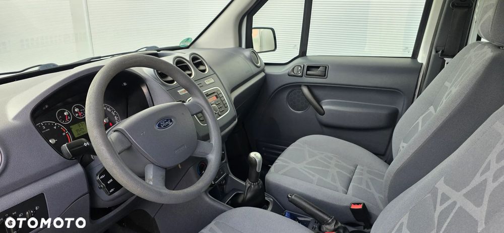 Ford Transit Connect - 9