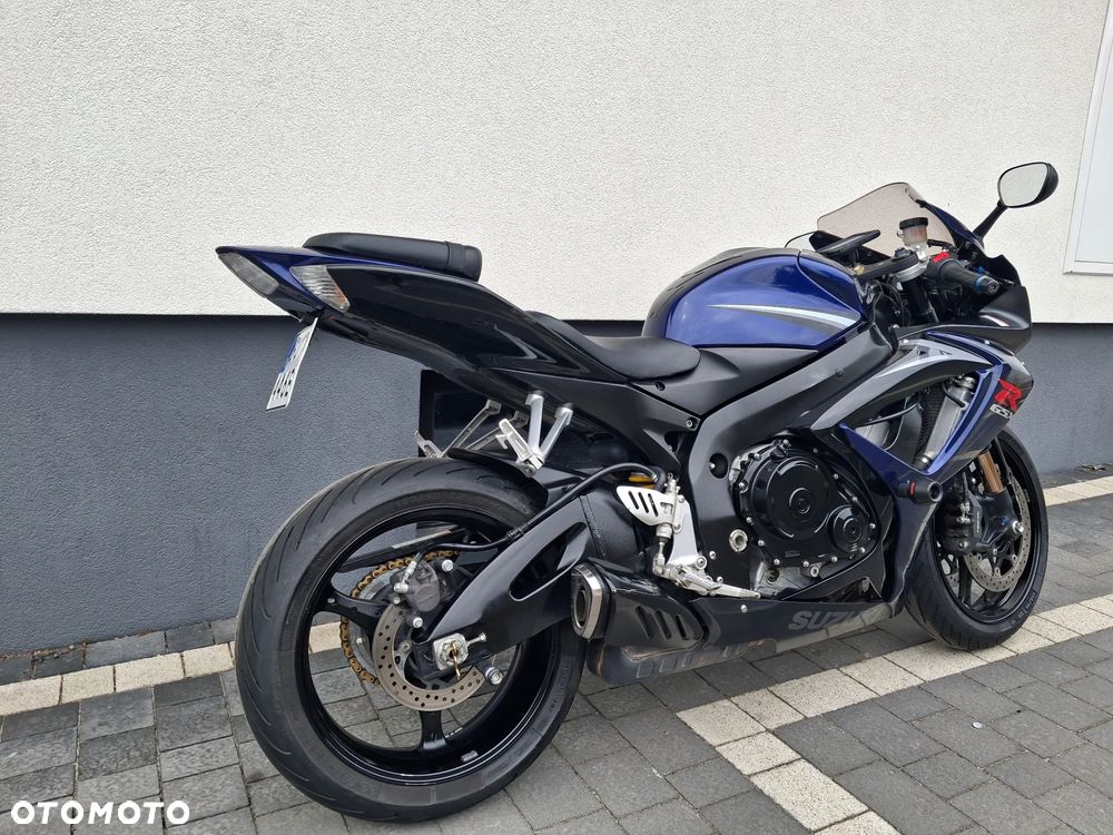Suzuki GSX-R - 19