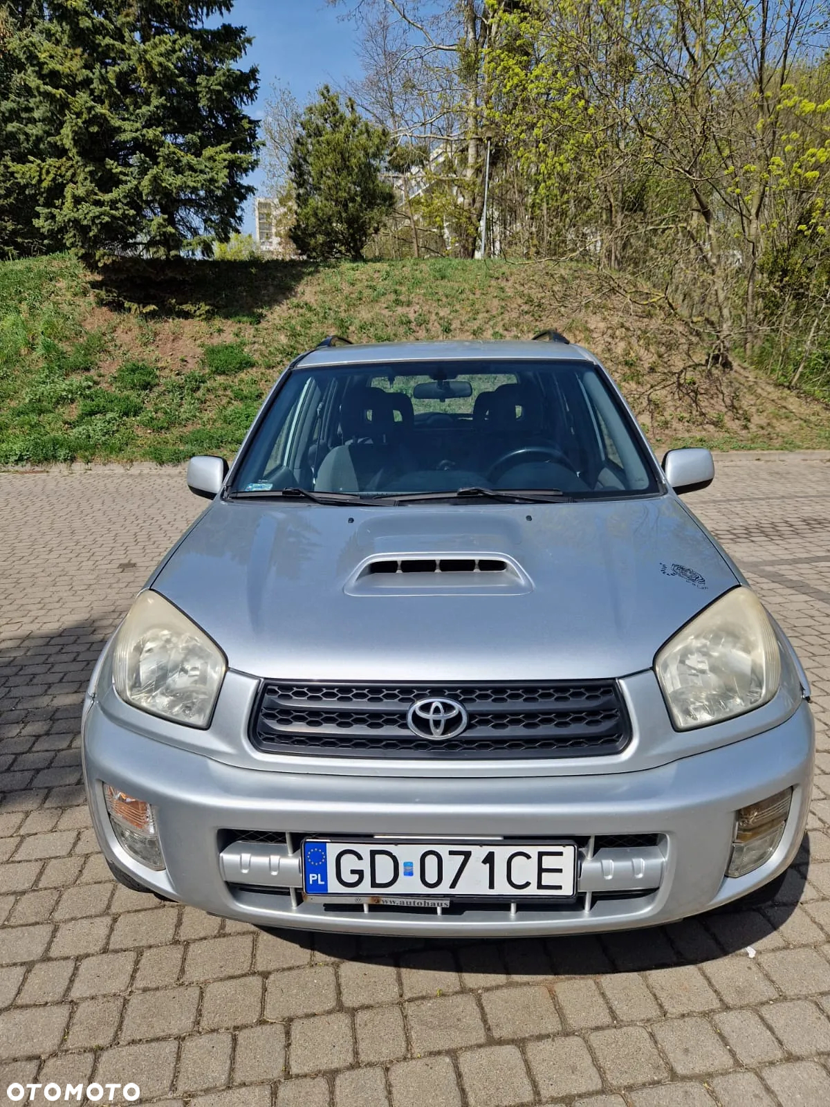 Toyota RAV4 2.0 D-4D 4x4 - 4