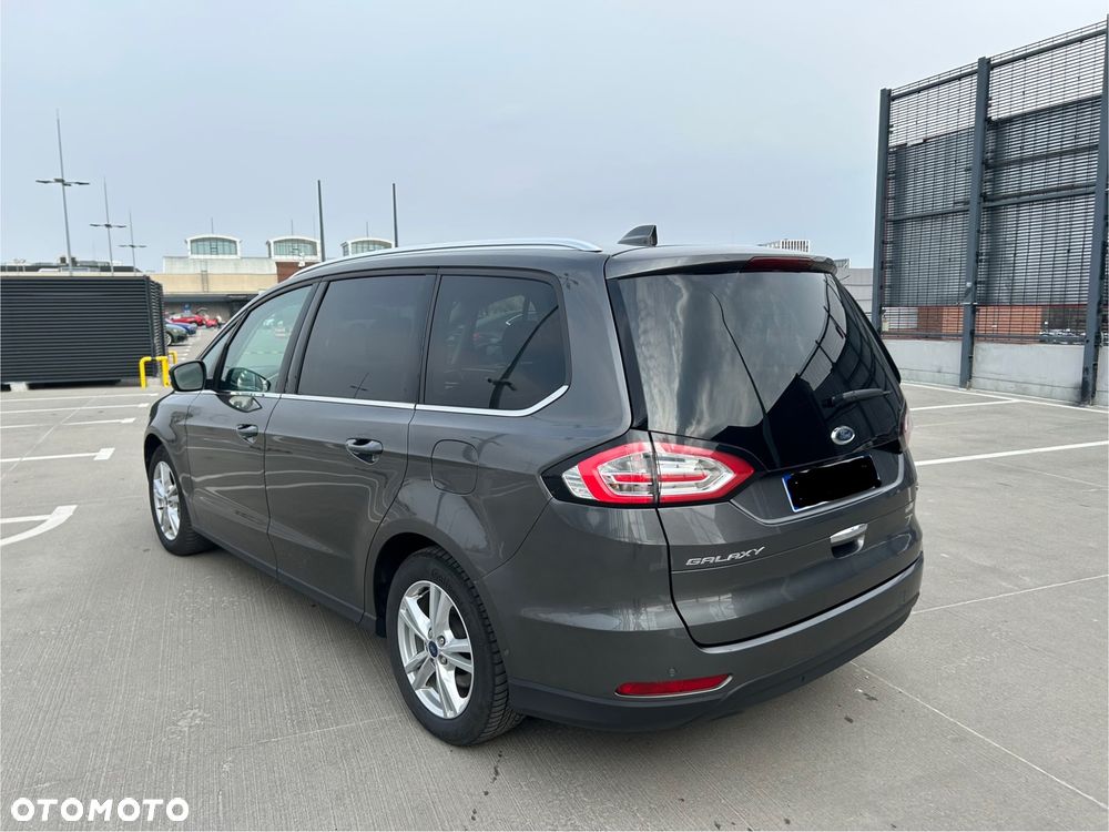 Ford Galaxy 2.5 Duratec FHEV TITANIUM - 27