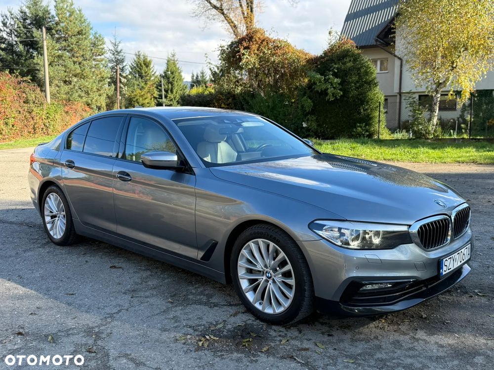 BMW Seria 5 520d xDrive Luxury Line - 3