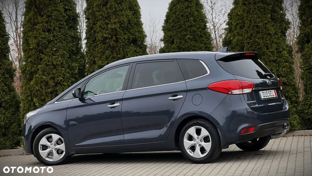 Kia Carens 1.7 CRDi L 7os 7DCT - 17